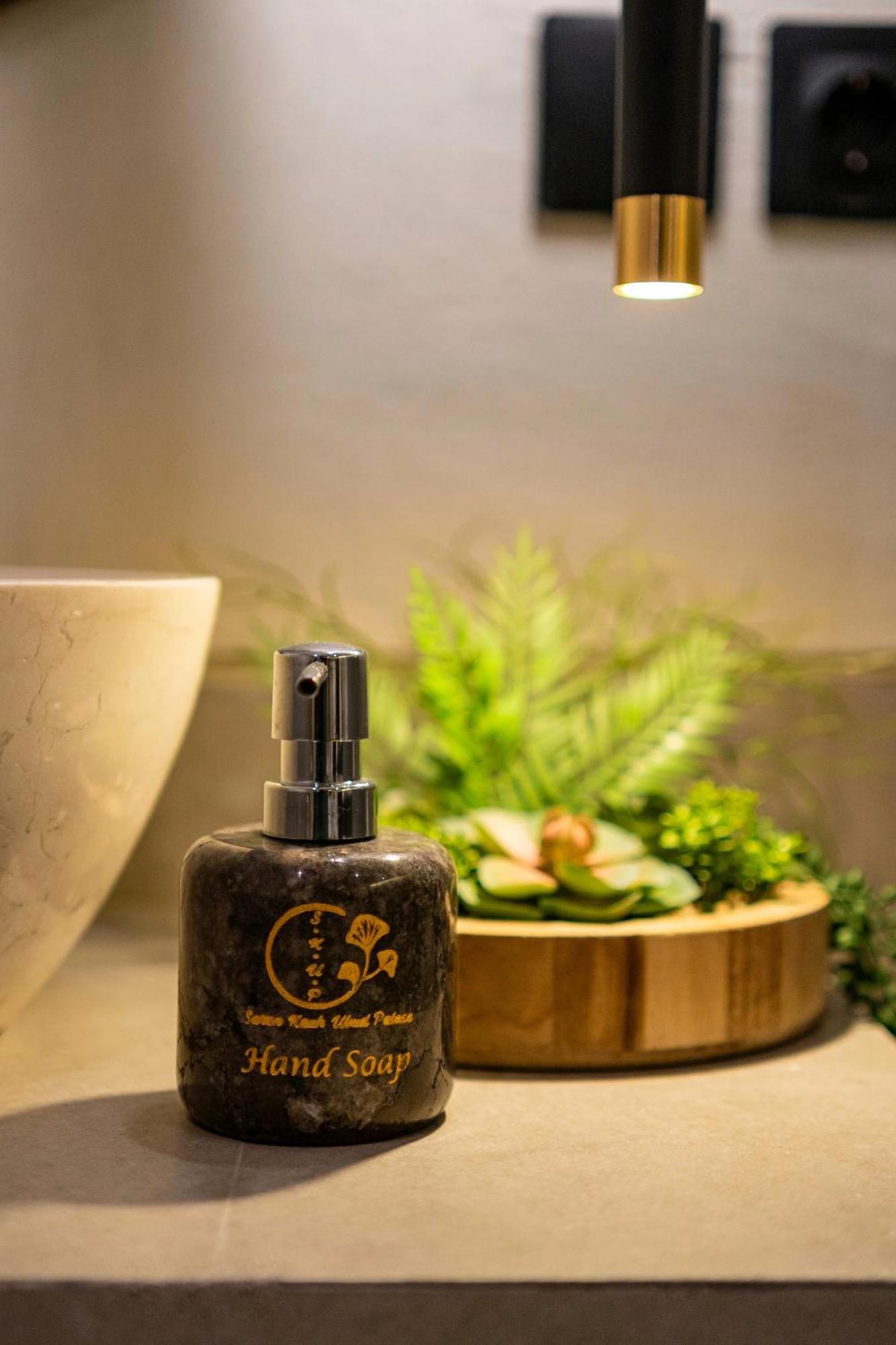 Guest house Saren Kauh Palaceॐ Ubud (Bali)